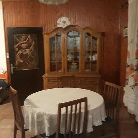 With A Parking Space Mirca, Brac - 15683 アパート *